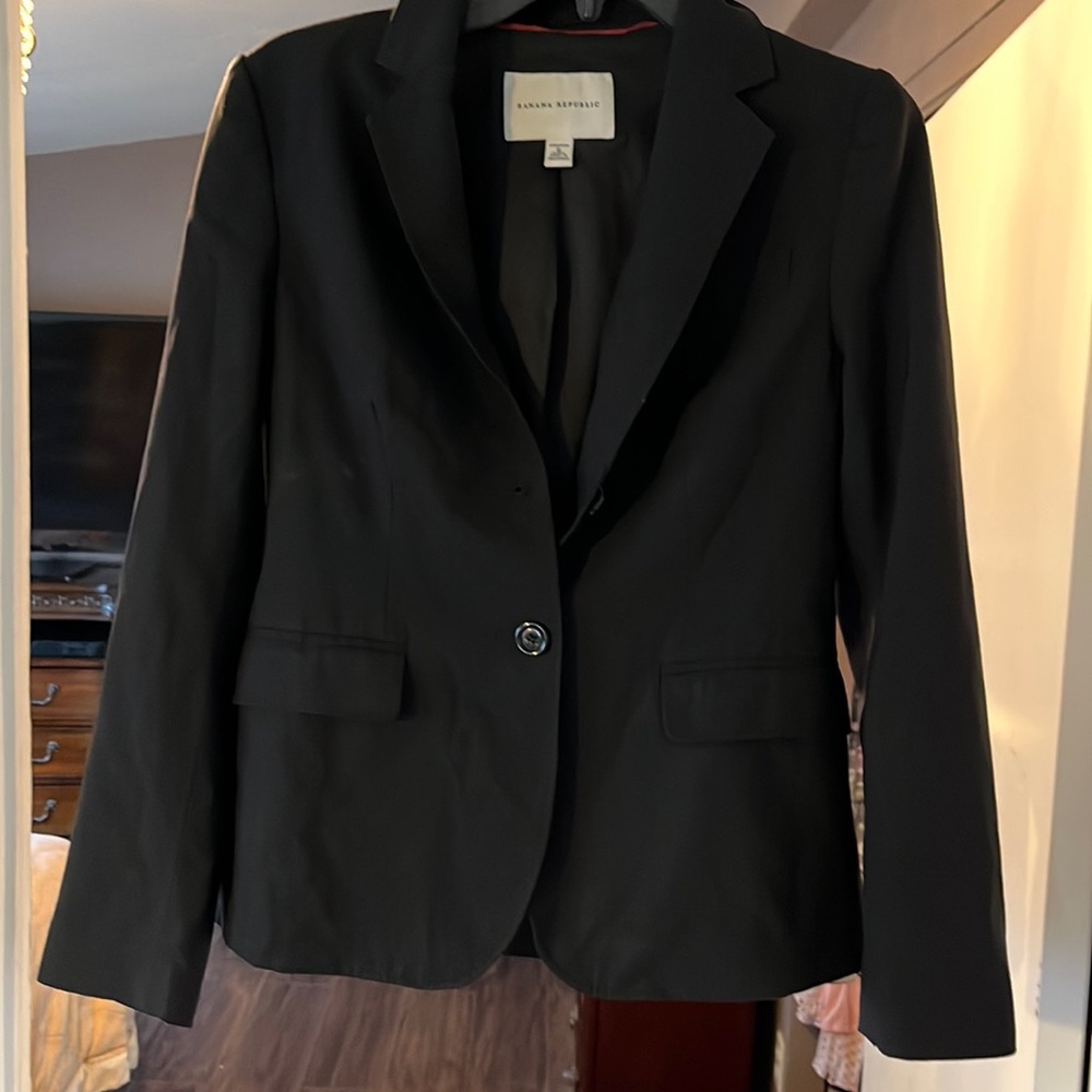 Banana republic black dress jacket, size 6